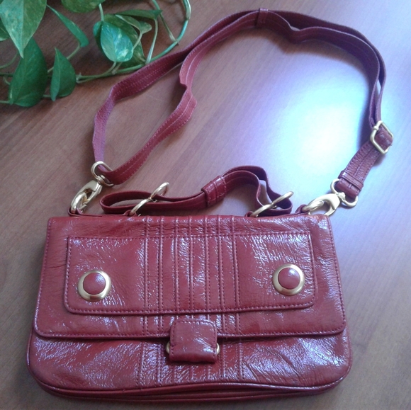Red Patent Cynthia Rowley Bag - Picture 5 of 7
